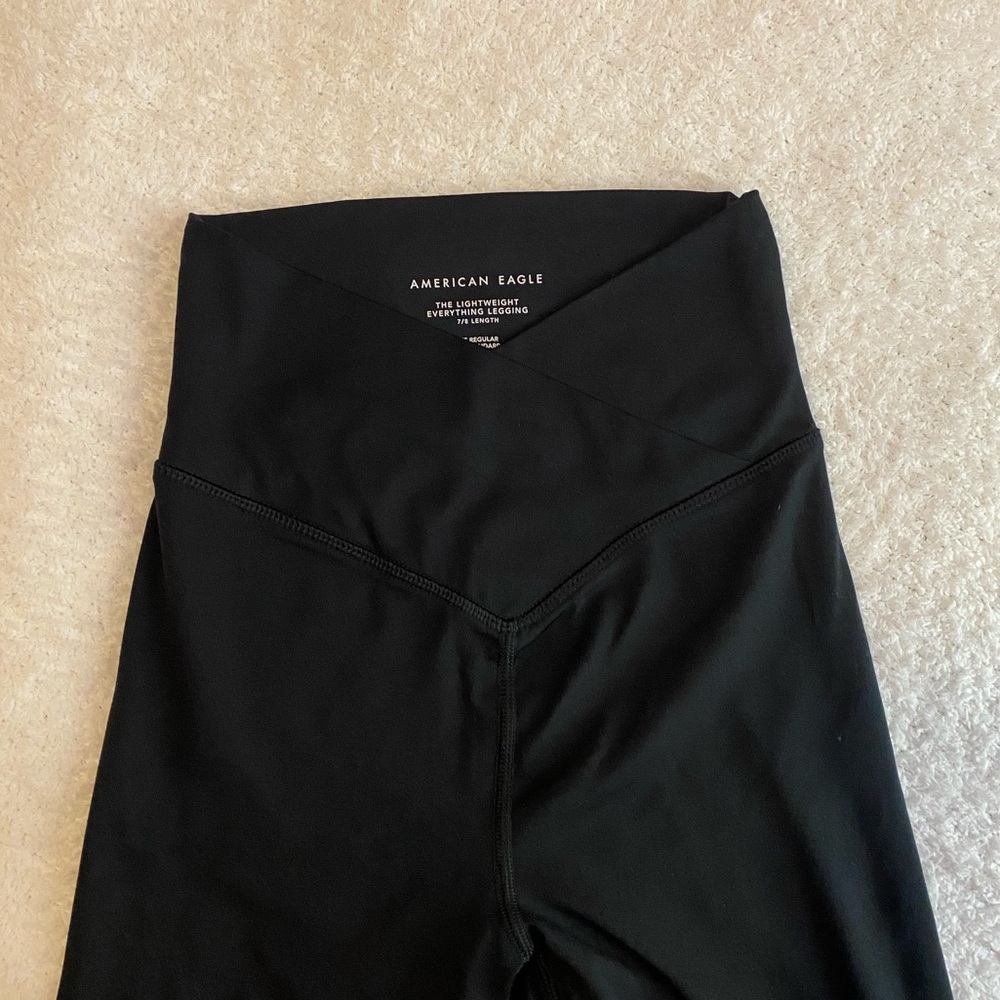 American Eagle 7/8 Length Crossover Leggings